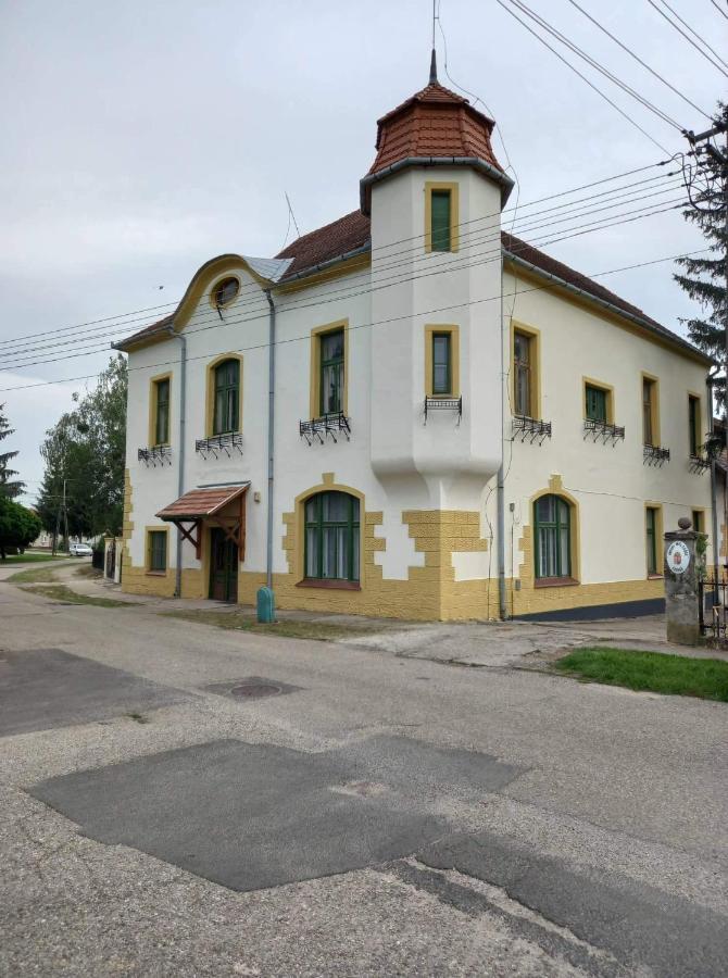 Meller-Kastely Villa Csurgo 외부 사진